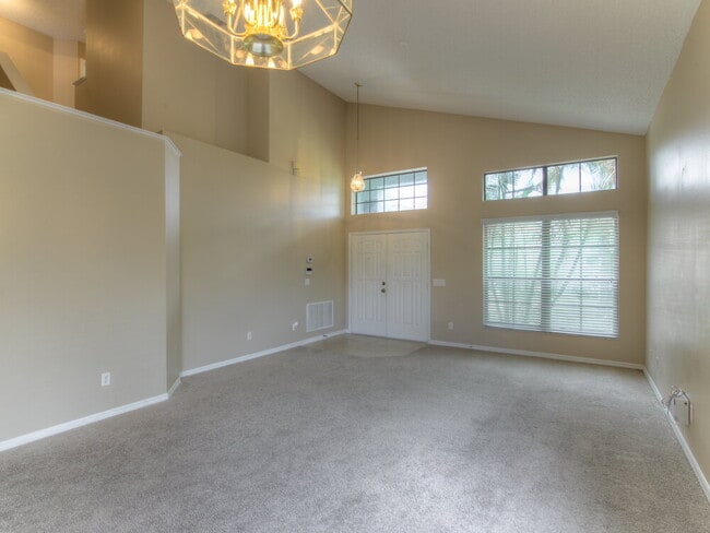 671 Hardwood Cir in Orlando, FL - Foto de edificio - Building Photo