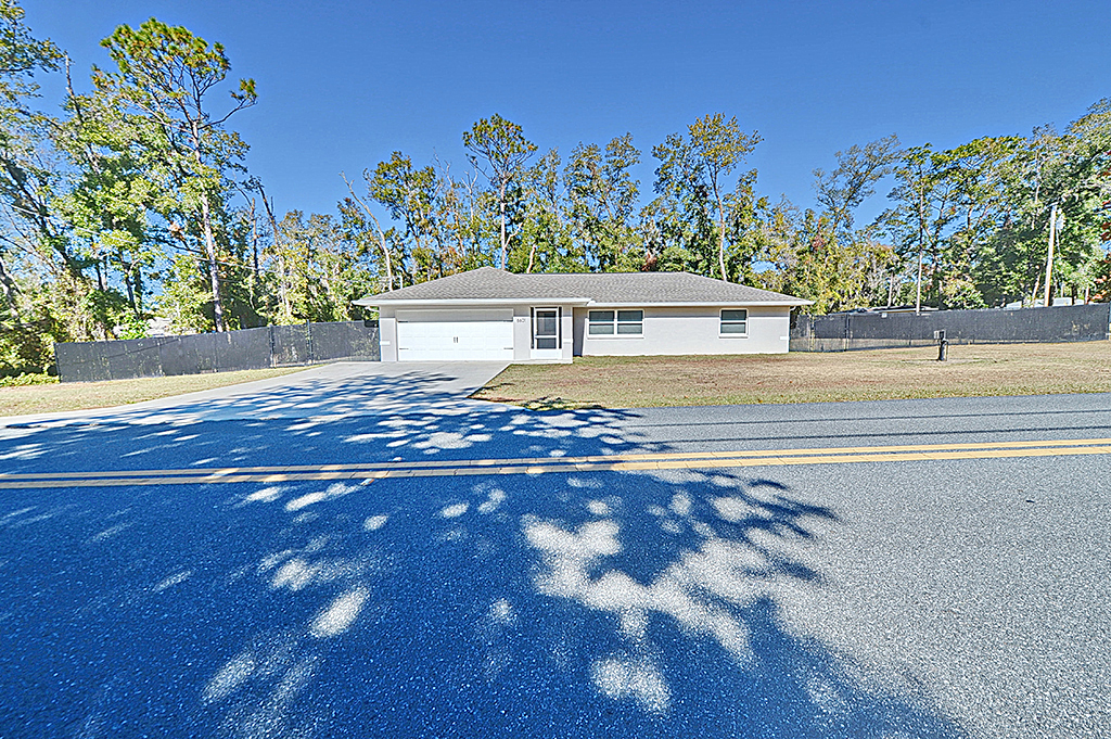 6601 E Waverly St in Inverness, FL - Building Photo