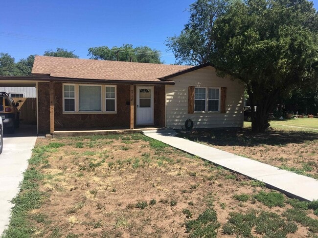 property at 4712 37th St