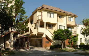 1139 E Maple St in Glendale, CA - Foto de edificio - Building Photo