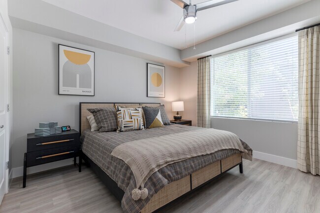 The Amelia in Phoenix, AZ - Building Photo - Interior Photo