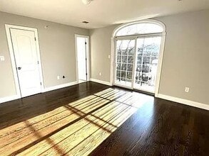 37 Creston Pl in Staten Island, NY - Building Photo - Building Photo