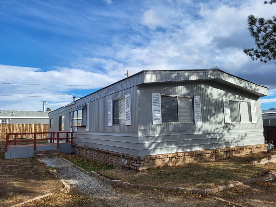 2405 Kit Sierra Way in Carson City, NV - Building Photo