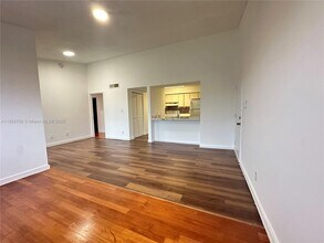 530 S Park Rd in Hollywood, FL - Building Photo - Building Photo