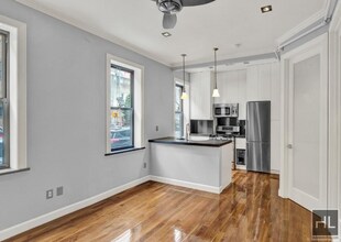 STANTON ST., Unit 1 in New York, NY - Building Photo - Building Photo