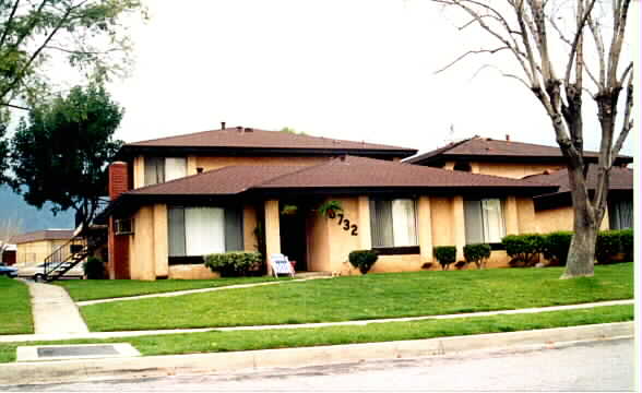 8732 Lomita Dr in Rancho Cucamonga, CA - Building Photo