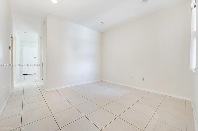 11084 SW 237th Ln in Homestead, FL - Building Photo - Building Photo