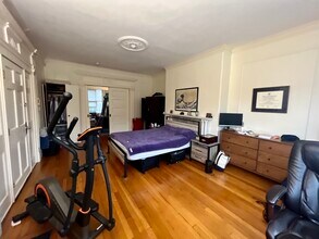 917 Beacon St in Boston, MA - Building Photo - Building Photo