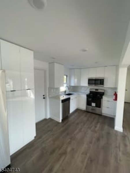 73 MacArthur Ave in Lodi, NJ - Building Photo - Building Photo