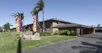 Valencia Apartments