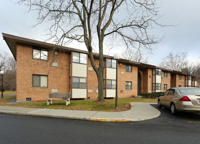 St. Simeon I Apartments in Poughkeepsie, NY - Building Photo - Building Photo