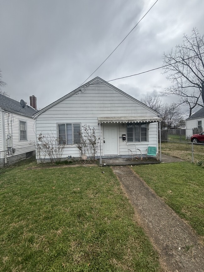 property at 908 Longfield Ave