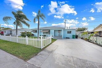 135 E 28th St in West Palm Beach, FL - Building Photo - Building Photo