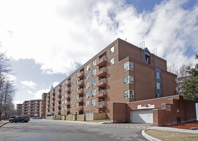 Ridgewood Court in Mississauga, ON - Building Photo - Building Photo