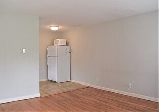 1229 Louisville Ave in St. Louis, MO - Building Photo - Building Photo