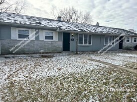 7361 Westchester Dr in Indianapolis, IN - Building Photo