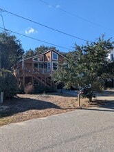 2036 Portsmouth St in Kill Devil Hills, NC - Building Photo - Building Photo