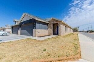 2415 Quitman Ave in Lubbock, TX - Building Photo