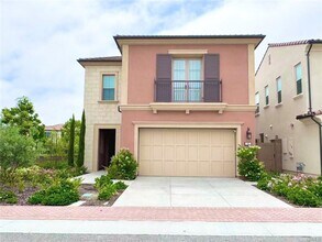 113 Wheatgrass in Irvine, CA - Building Photo - Building Photo