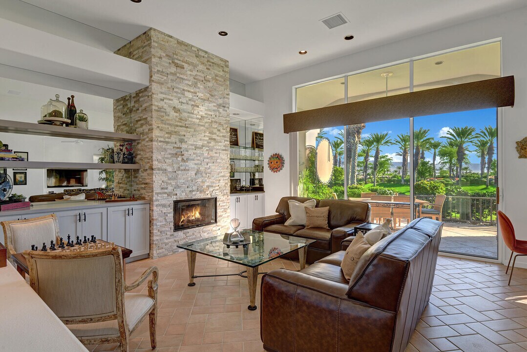 236 Eagle Dance Cir in Palm Desert, CA - Building Photo