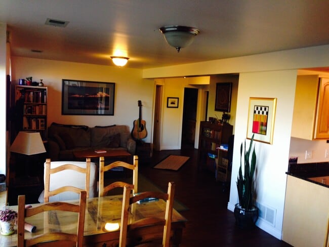 11905 W 17th Ave, Unit 1st Floor in Lakewood, CO - Building Photo - Building Photo