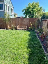 5715 Genoa St, Unit 3 in Oakland, CA - Building Photo - Building Photo