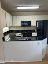 536 Pelican Key in Atlantic Beach, FL - Building Photo - Building Photo