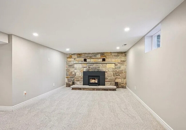 711 E Butler Pike in Maple Glen, PA - Foto de edificio - Building Photo