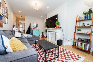 256 W Newton St, Unit 2 in Boston, MA - Building Photo