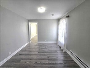 300 Balmoral Av N in Hamilton, ON - Building Photo - Building Photo