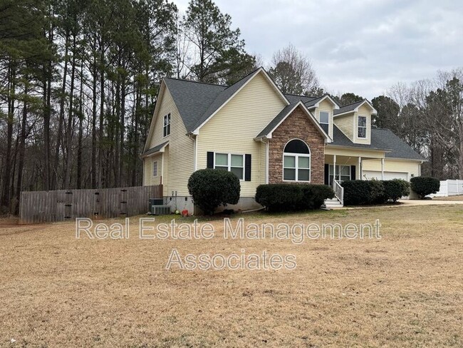 107 Jacqueline Dr in Griffin, GA - Building Photo - Building Photo