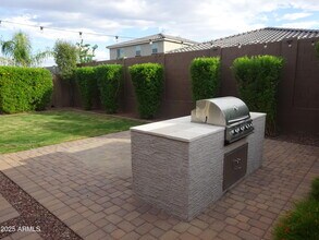 18801 W Clinton St in Surprise, AZ - Building Photo - Building Photo