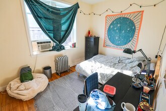 33 Egmont St, Unit 4 in Brookline, MA - Building Photo - Building Photo