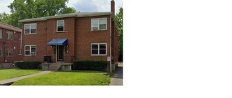 7737 Stillwell Rd in Cincinnati, OH - Building Photo