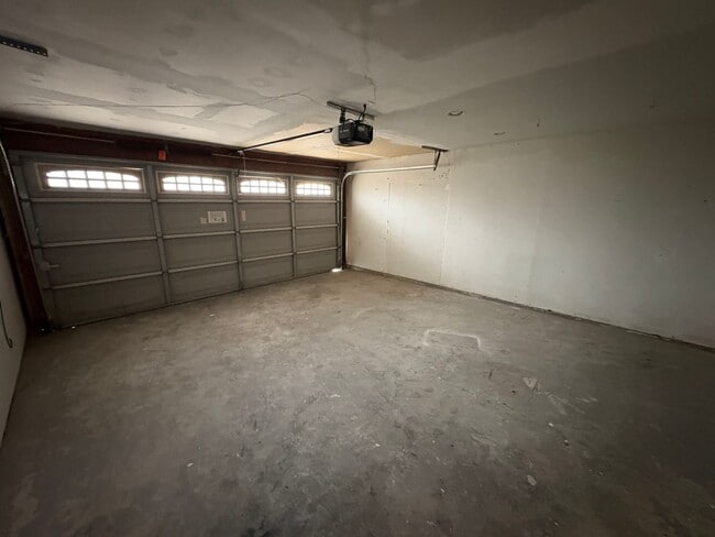 737 S Spruce St in Tulare, CA - Building Photo - Building Photo