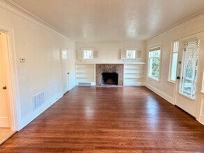 433 NE 73rd St in Seattle, WA - Building Photo - Building Photo