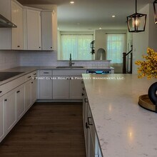 338 Simeon Dr in Charlotte, NC - Building Photo - Building Photo