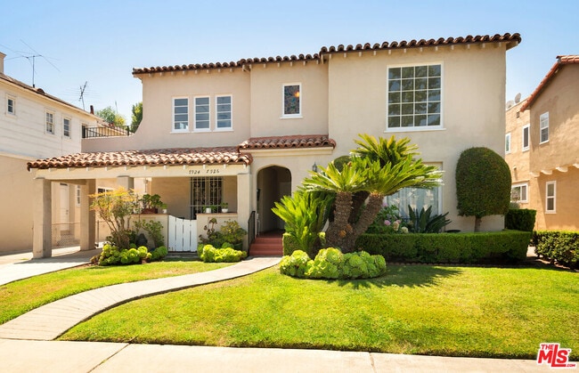 7926 4th St in Los Angeles, CA - Building Photo - Building Photo