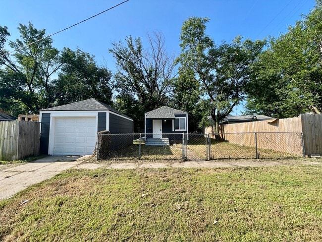 property at 1705 W Esthner Ave
