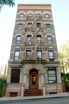 12 W 104th St Apartments