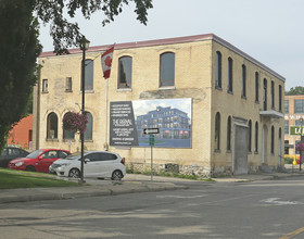 The Royal Condominiums in Brant, ON - Building Photo - Building Photo