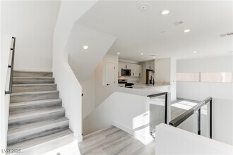 254 Tower St in Las Vegas, NV - Building Photo - Building Photo