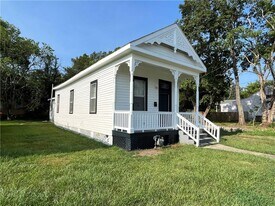 1003 Texas St in Mobile, AL - Building Photo