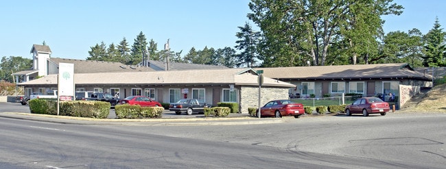 Three Oaks Apartments