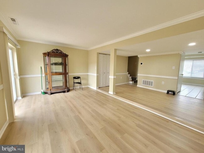 property at 9627 Horizon Run Rd