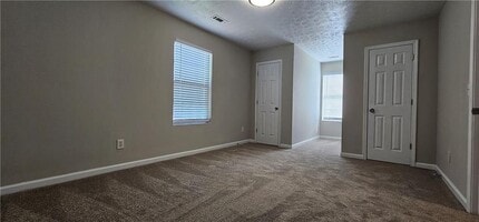 155 Inverness Trce in Riverdale, GA - Building Photo - Building Photo