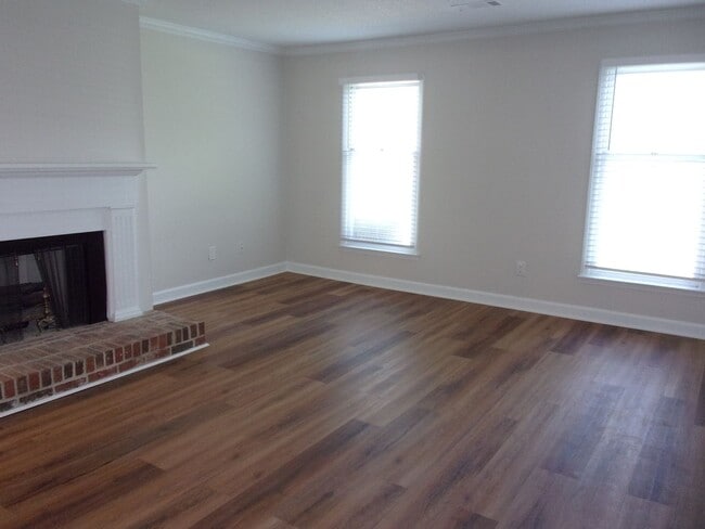 1784 Ebenezer Rd in Rock Hill, SC - Building Photo - Building Photo