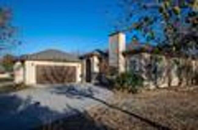 property at 400 Boulder Ridge Dr