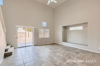 5821 Alisa Roberts St in North Las Vegas, NV - Building Photo - Building Photo