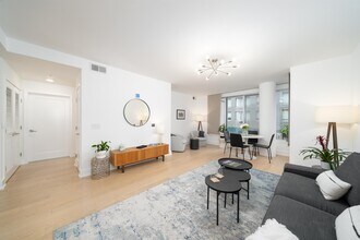 201 Marin Blvd in Jersey City, NJ - Building Photo - Building Photo
